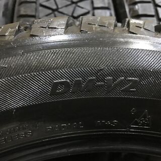 BS BLIZZAK DM-V2 235/55R18 18インチ スタッドレス 4本 2017年製 バリ溝 レクサスNX ハリアー XC40 DS7等　(TA354) クレジットカード QR決済可能