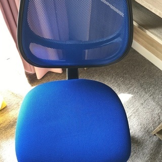 デスク用の椅子