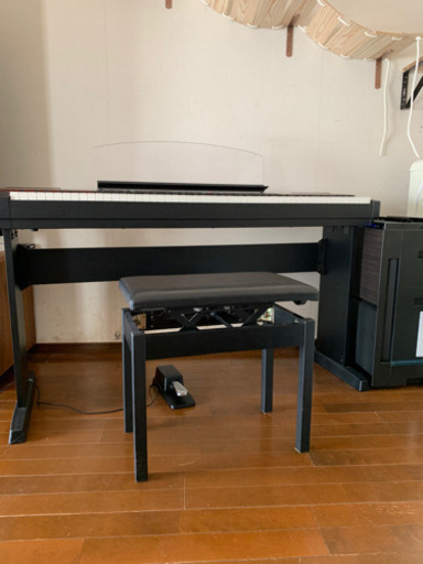 ピアノ　YAMAHA electronic piano P-120