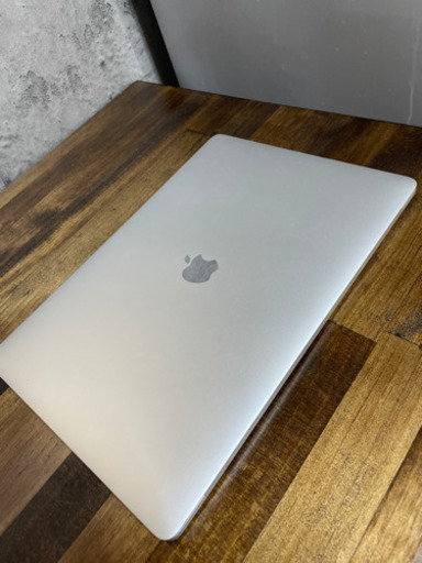 Mac macbook pro 15inch 2016