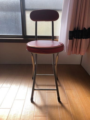 折りたたみ式パイプ椅子 赤