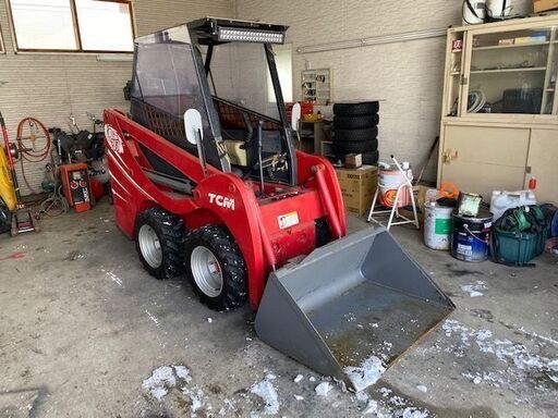 519.4h【緊急値下げ】TCM　SSL703　スキッドステアローダー　ボブキャット　ジョブサン　除雪　排雪