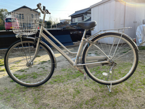 美品ノーパンクタイヤ　通学用自転車