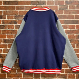 【超希少】マーベル MARVEL スパイダーマン スタジャン スウェット古着刺繍 超希少】マーベル MARVEL スパイダーマン スタジャン スウェット古着刺繍