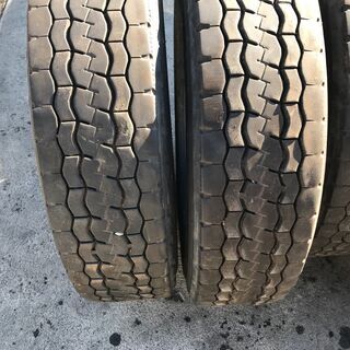 お買い上げありがとうございました★再値下げしました★　ブリジストン　五分山　中古トラックタイヤ　4t　8本セット　22.5／80　17.5　