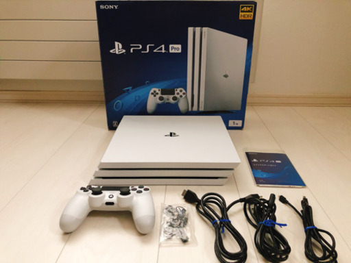 美品！PS4 Pro CUH-7200BB [1TB]