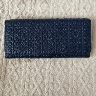 ロエベ長財布