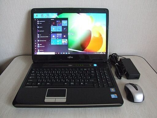 高速SSD240GB搭載　Fujitsu LIFEBOOK AH550/1AT ノートパソコン　(3226)