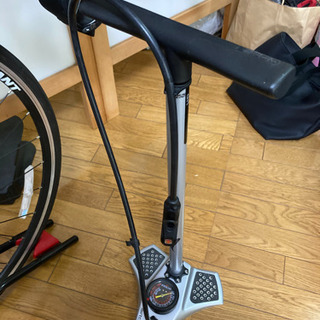受取人きまりました！GIANTロードバイク　数回しか使用していません！　空気入れなどすぐに乗れるオプション付き 受取人きまりました！GIANTロードバイク 数回しか使用していません！