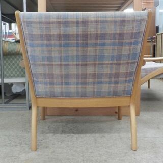 カンディハウス 1人掛けソファ フローレンス 布 木製 ナチュラル ラウンジチェア アームチェア 旭川家具 インテリアセンター 木枠 チェック柄 椅子 1P 1人 一人 1シーター 札幌市西区