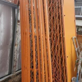 価格破壊、フェンスバリケード10枚