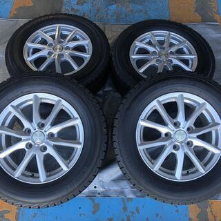 スタッドレスタイヤ　ＭanarayＳport　ＳＰＩＤＥＲ　１5インチ　ＰＣＤ114.3　５Ｈ　2012年製タイヤ　溝6.8～7.1