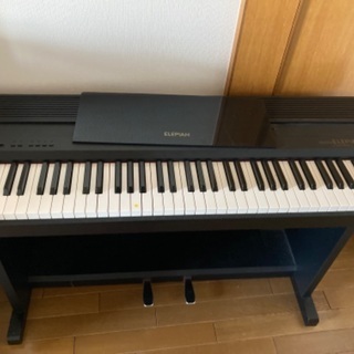 電子ピアノ　ピアノ　