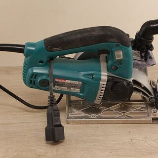 makita　マキタ　125mm防じんマルノコ　5205FX 丸ノコ 防塵 切断機 木工 建築 解体 造(D3871asxY)