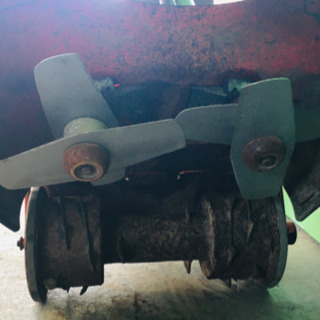 イセキ　たすかるRK556 畦草刈機　草刈機　中古