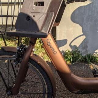 新品で購入使用期間1年未満！ギュットアニーズDX ☆3人乗り