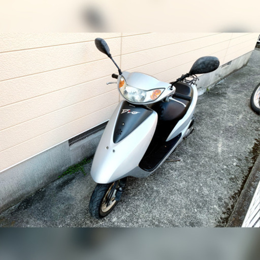原付　ホンダ　DIO 低燃費.安心な4st シート張り替え　バッテリー充電済み　ボディ磨き、Wax済み　南区永田より
