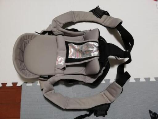 値下げ Combi抱っこ紐 首すわり前の新生児から コンビ ニンナナンナ ラキュピットファースト 横抱き 縦抱き ぱぺこ 初台の子供用品の中古あげます 譲ります ジモティーで不用品の処分