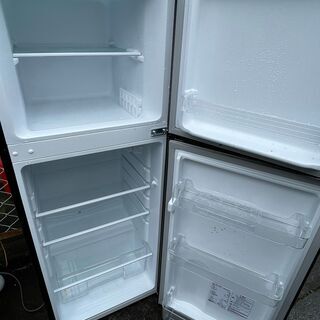 ■都内近郊無料で配送、設置いたします■2019年製 左右付け替えドア 冷蔵庫 MAXZEN JR138ML01GM■MA04