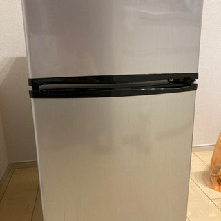 2018年式　９０ L 冷蔵庫