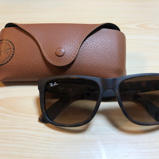 Ray Banのサングラス