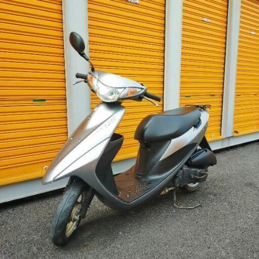 396.アドレスv50 G バッテリーシート新品　メンテナンス楽々FI車両　千葉県柏市　即日配送、自走引き取りも可能