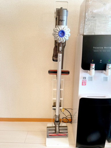 dyson 【商談中 新しく写真を追加しました