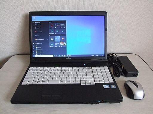 高速SSD240GB搭載　Fujitsu LIFEBOOK A561/D　ノートパソコン　(3758)
