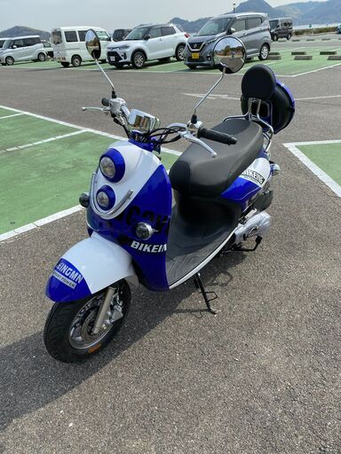 新車展示用バイク処分❕50㏄ /125ccの2機種スポーツタイプ、スピード80kmオーバー坂道も力強く登ります！