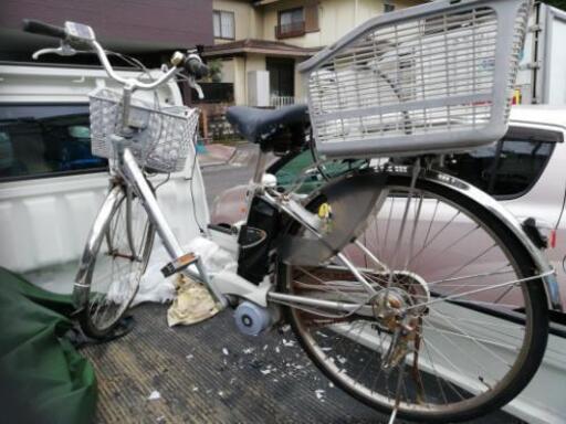 ￥９５００円　パナソニック電動自転車　汚れあり‼️サドル破れ有ります。