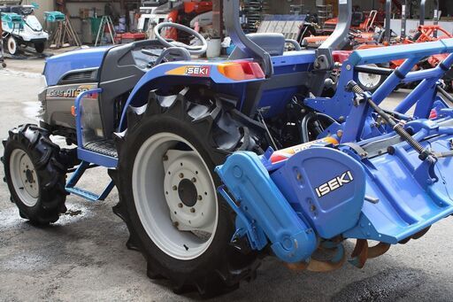 【SOLD OUT】イセキ トラクター GEAS AT30 SQ ジアス 30馬力 4WD IQターン 自動水平 クイックヒッチ【清掃・整備済】【農機具でっく】【福岡】【トラクター】