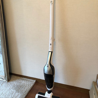 【美品】冷蔵庫&電子レンジ　おまけで掃除機！【お譲り先決まりました】