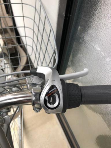 受け渡し予定済）自転車 27インチ ノーパンクタイヤ LEDオートライト