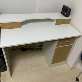 NITORI テーブル、デスク、学習机(ホワイト)