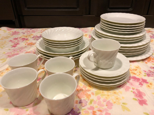 白い食器セット テンテンへちゃこ 勝田台の食器の中古あげます 譲ります ジモティーで不用品の処分