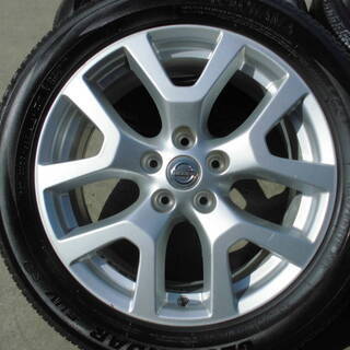 エクストレイル純正　１８インチ　エクストレイル、５１エルグランド