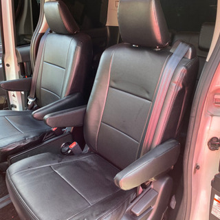 ヴォクシー シートカバー