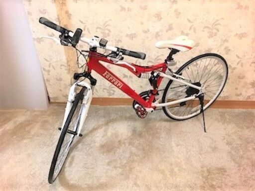 Ferrari　フェラーリ　クロスバイク　レッド　700×28C　アルミ素材　変速機　現車確認OK　ライト　通勤　通学　スタンドおまけ付き