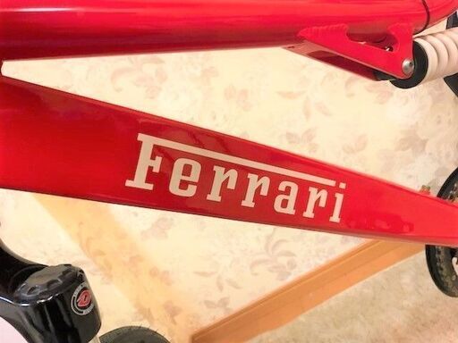 Ferrari フェラーリ クロスバイク レッド 700×28C アルミ素材 変速機