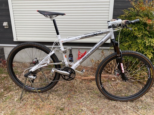 2004 Rocky Mountain ETSX-70 ホイールサイズ： 26インチ　フレームサイズ：18インチ(値引き相談可)