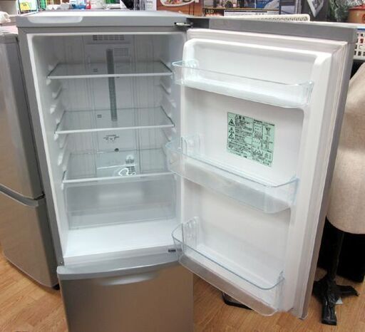 Panasonic 冷蔵庫 NR-B178W シルバー Amazon.co.jp: NR-B178W-S [パーソナル冷蔵庫 シルバー(本体色はグレー