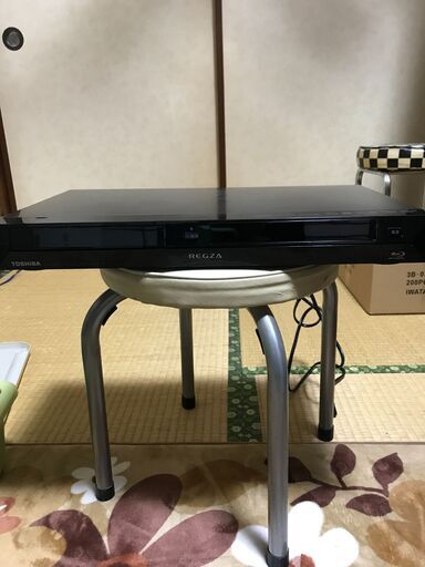 東芝ブルーレイレコーダーDBR-Z110　500GB