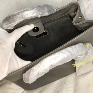 新品 フルラ リンダ LINDA 2way 本革 ハンドバッグ ショルダー 