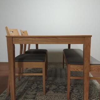 ダイニングテーブル&椅子