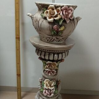イタリア製　花台、陶花　計3点セット