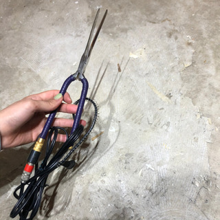 コテ　アイロンパーマ　理容　床屋