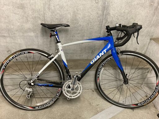 ロードバイク：Giant Defy