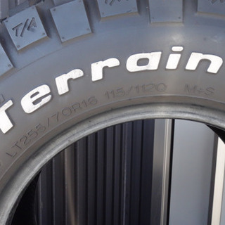 BFGoodrich グッドリッチ ＊Mud-Terrain T/A KM2 　マッドテレーン　 ＊255/70R16 4本　 ＊BF AG CF210612 2本 ＊BF AG CF210512 2本 