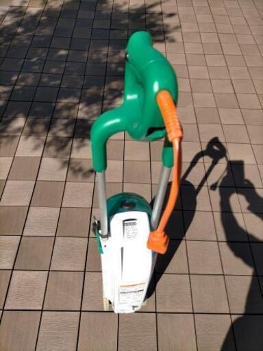 電動 芝刈り機 草刈機 2台 ほぼ新品! これから伸びる季節です