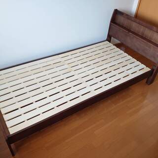 シングルベッド　ニトリ　木製　ダークブラウン